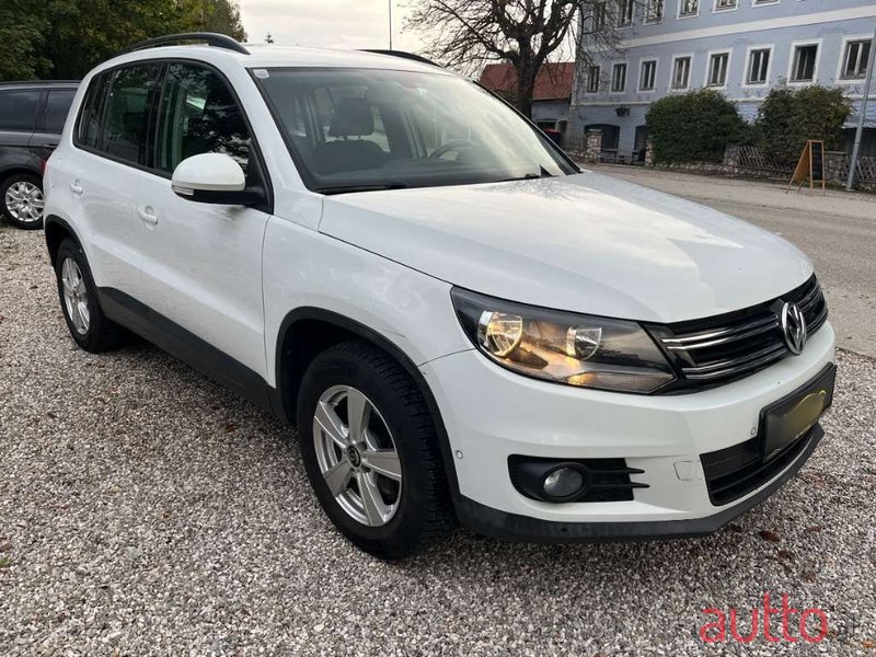 2014' Volkswagen Tiguan photo #3