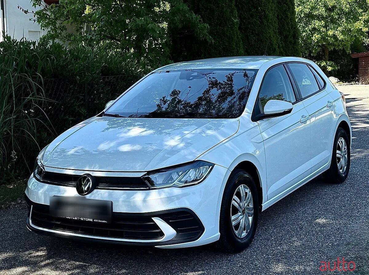 2023' Volkswagen Polo photo #1
