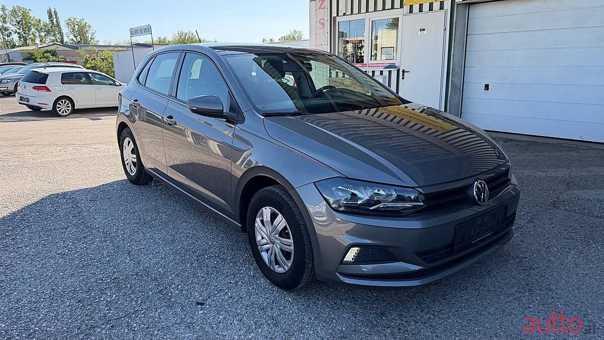 2019' Volkswagen Polo photo #5