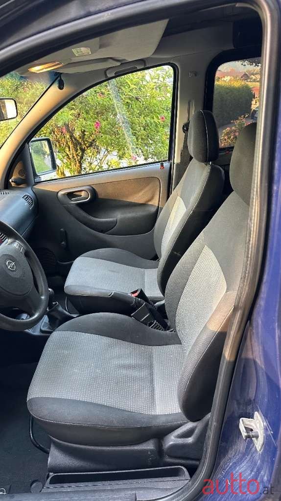 2008' Opel Combo photo #5