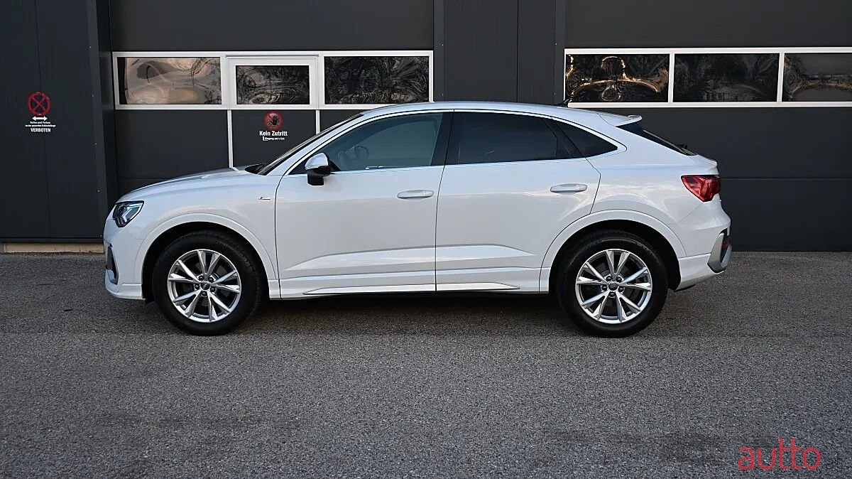 2020' Audi Q3 photo #4
