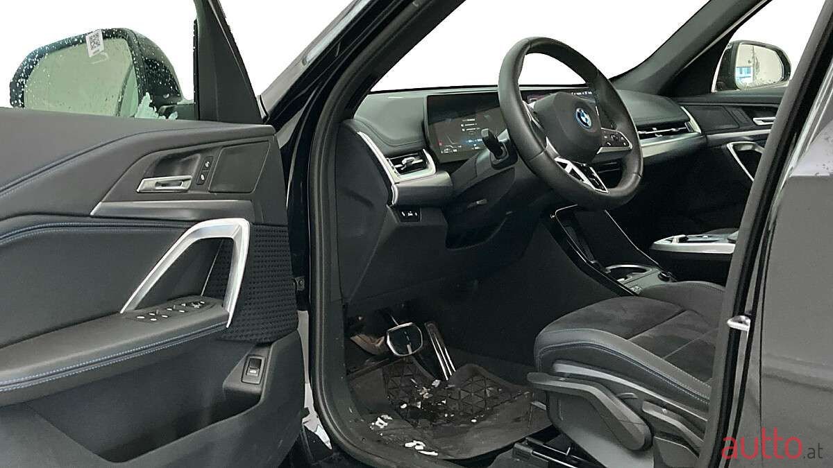 2024' BMW X1 photo #4