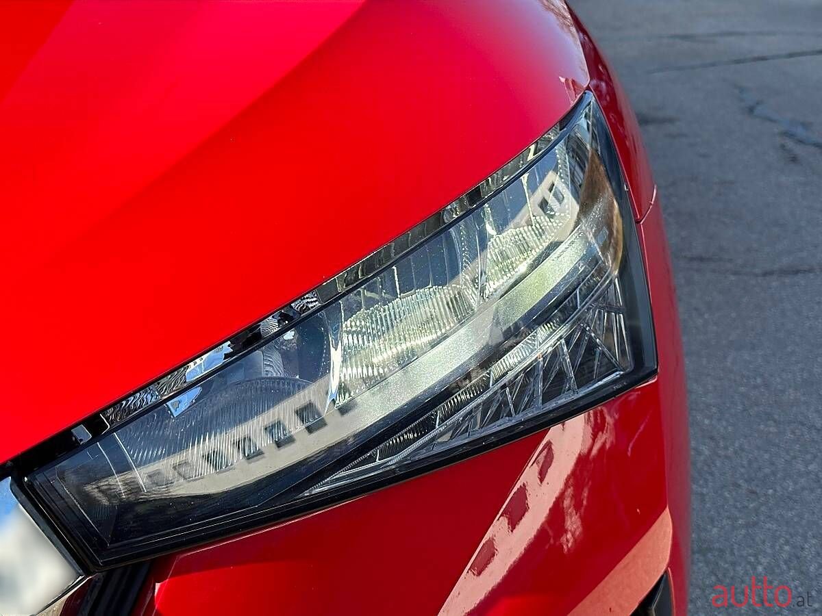 2020' Skoda Scala photo #3