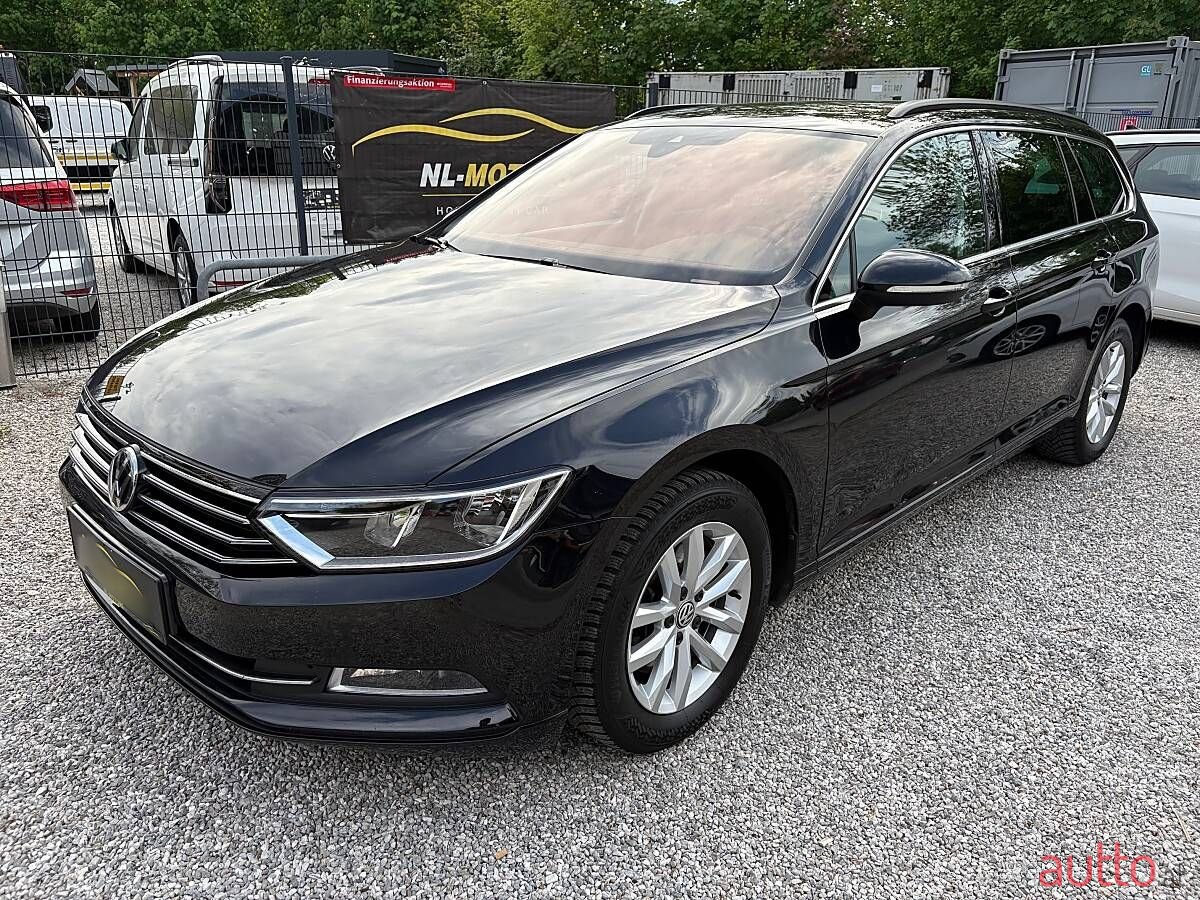 2019' Volkswagen Passat photo #1