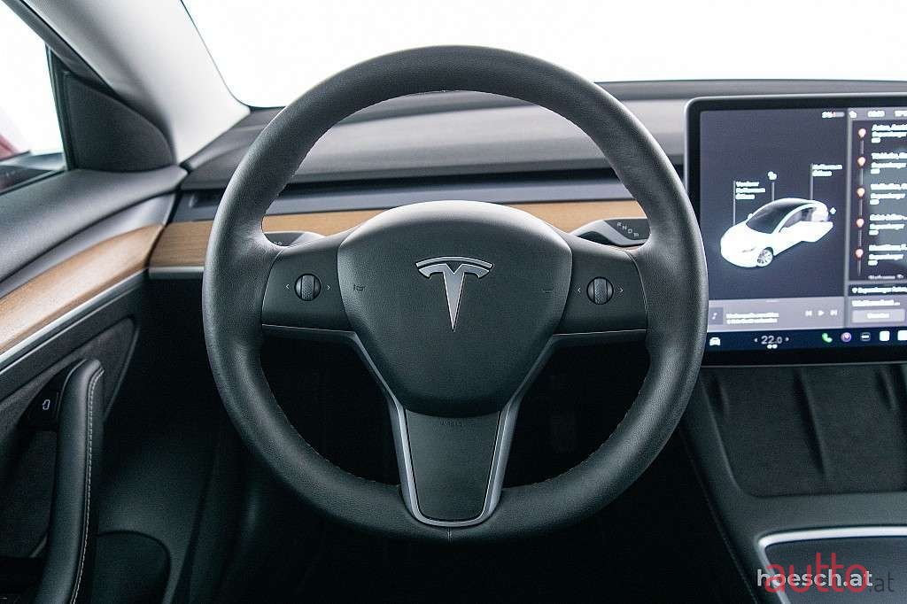 2023' Tesla Model 3 photo #6