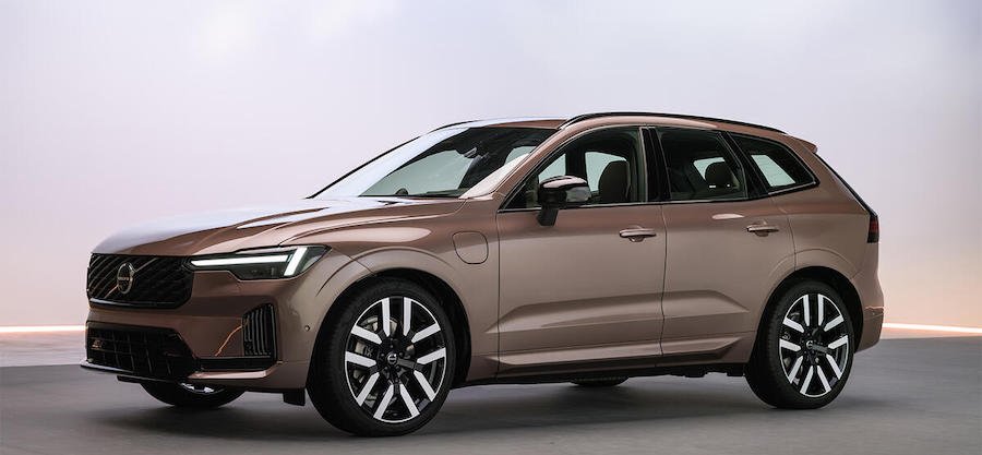 Volvo primes saloons and estates in 13-model blitz by 2030
