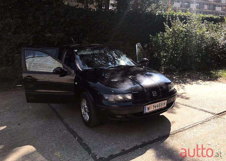 2004' SEAT Toledo photo #1