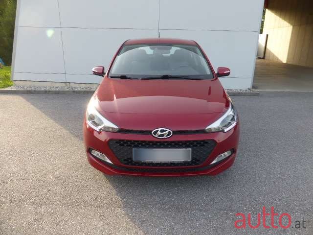 2015' Hyundai i20 photo #3