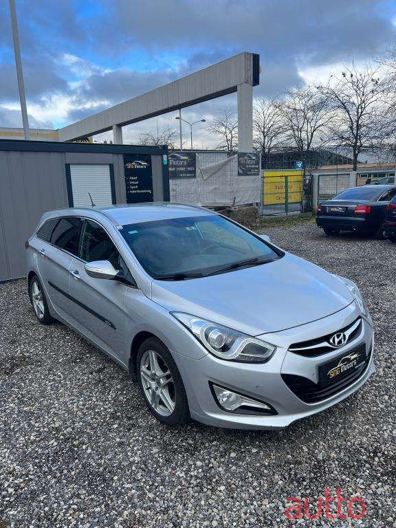 2013' Hyundai i40 photo #5