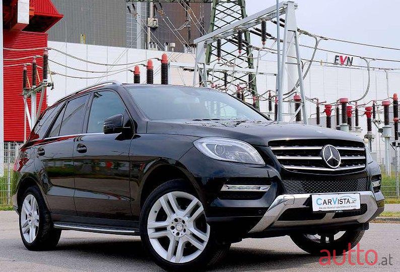 2013' Mercedes-Benz M-Klasse photo #1