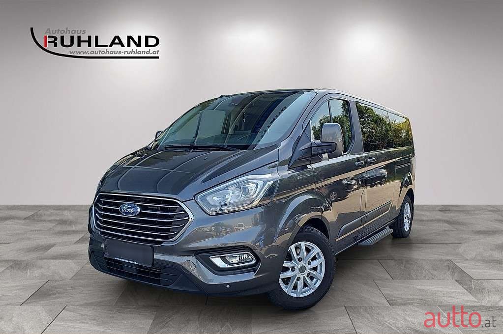 2018' Ford Tourneo photo #1