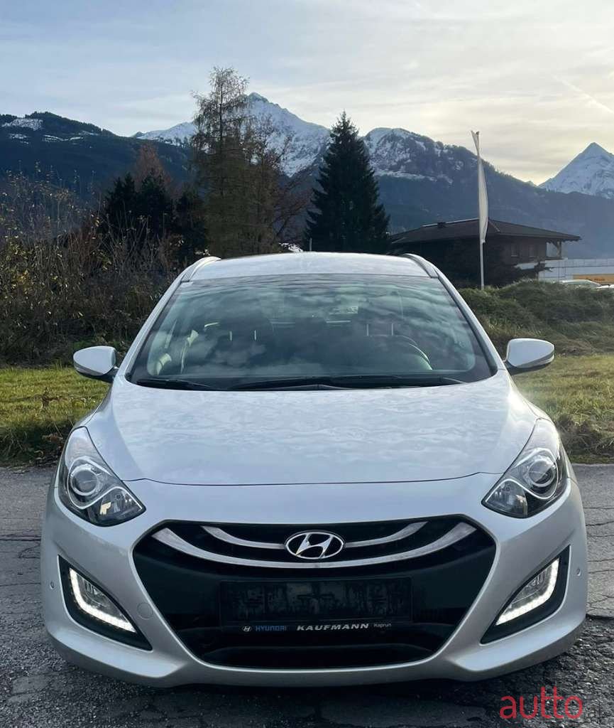 2013' Hyundai i30 photo #2