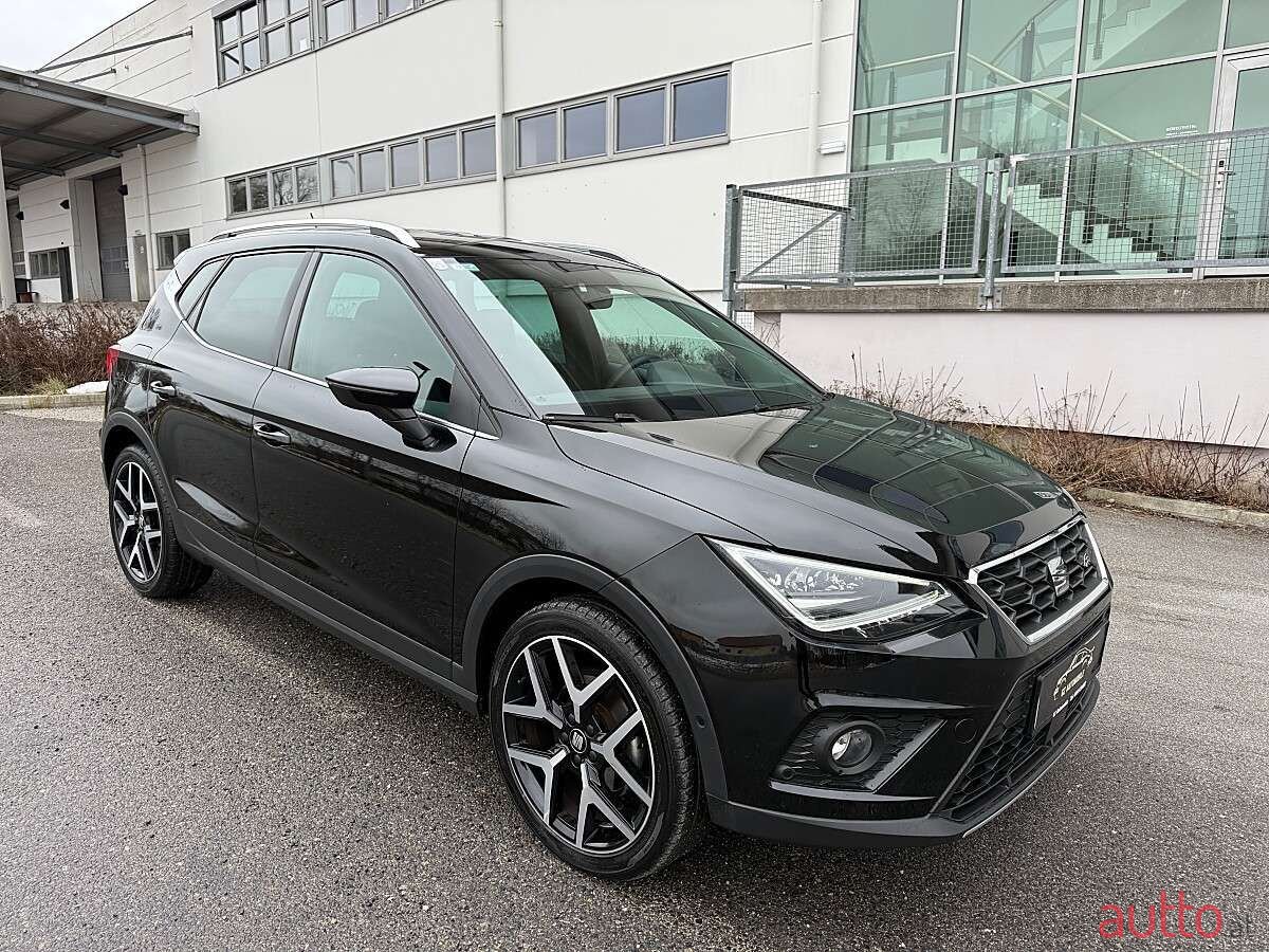 2020' SEAT Arona photo #3