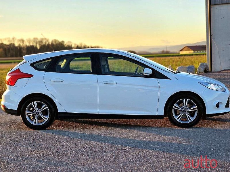 2013' Ford Focus photo #6