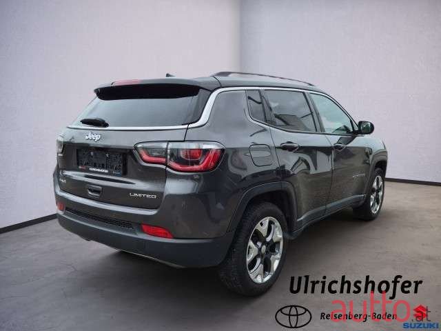 2019' Jeep Compass photo #3