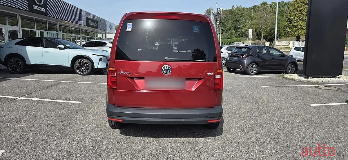 2018' Volkswagen Caddy photo #1