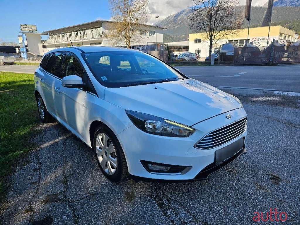 2017' Ford Focus photo #1