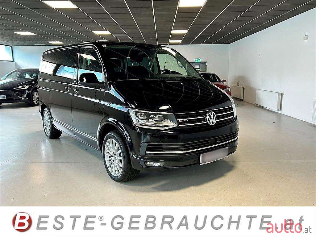 2015' Volkswagen Multivan photo #2