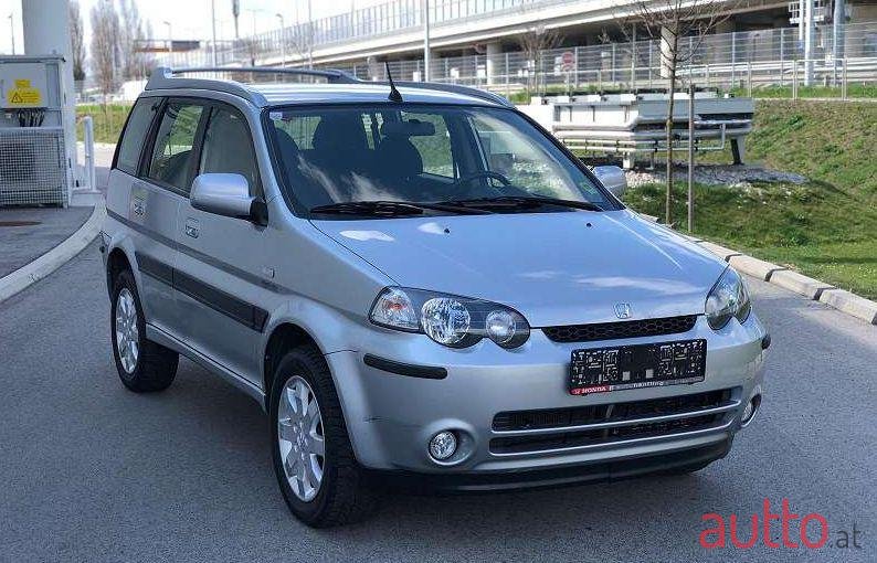 2004' Honda HR-V photo #3