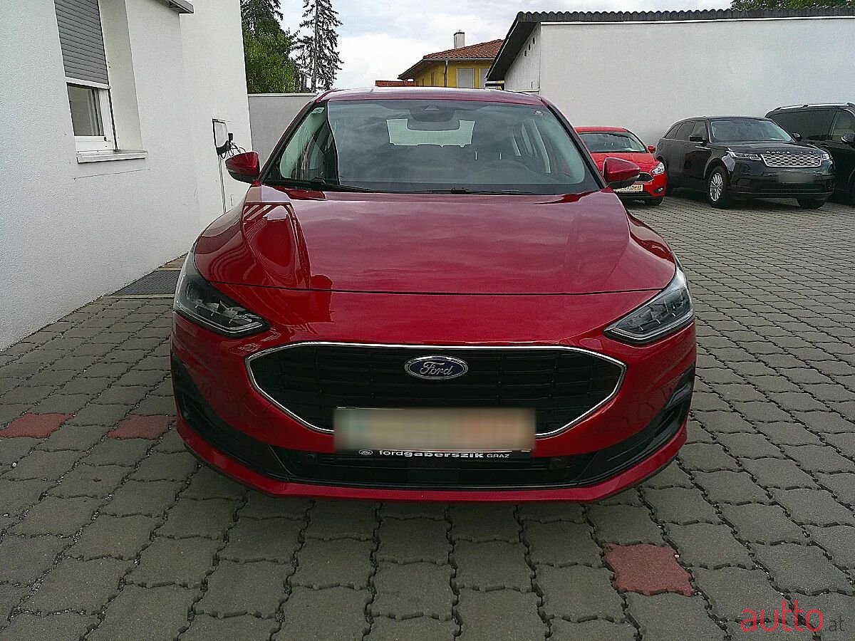 2022' Ford Focus photo #6