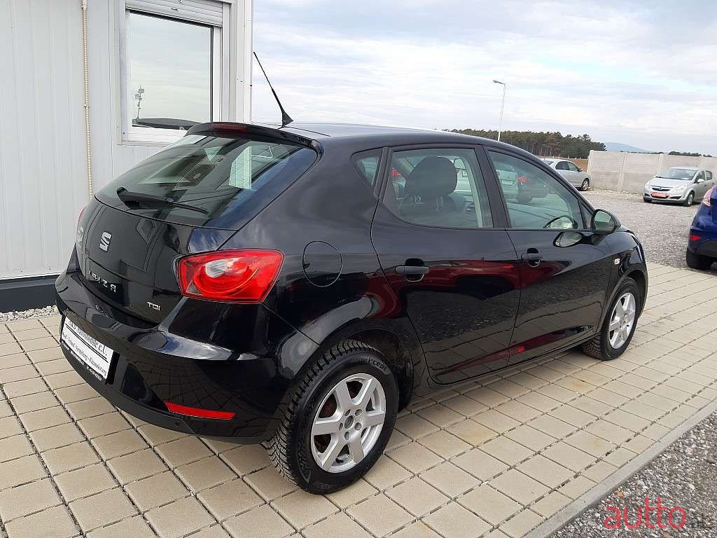 2016' SEAT Ibiza photo #6