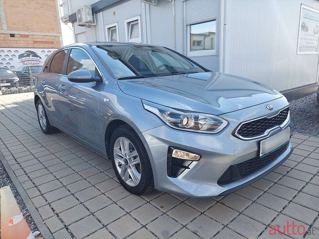 2020' Kia Ceed photo #1