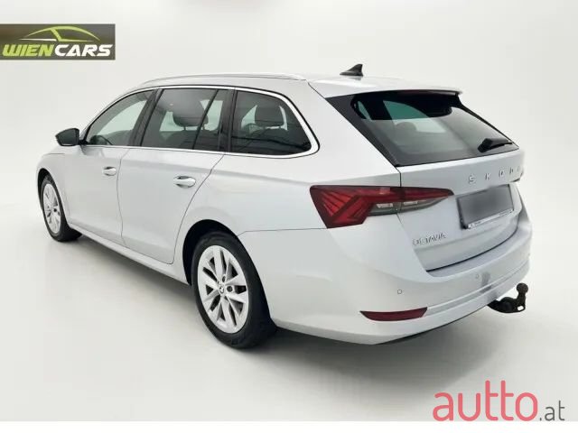 2023' Skoda Octavia photo #5