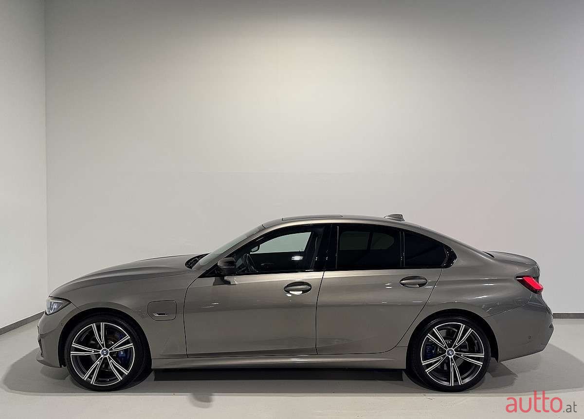 2022' BMW 3Er-Reihe photo #4