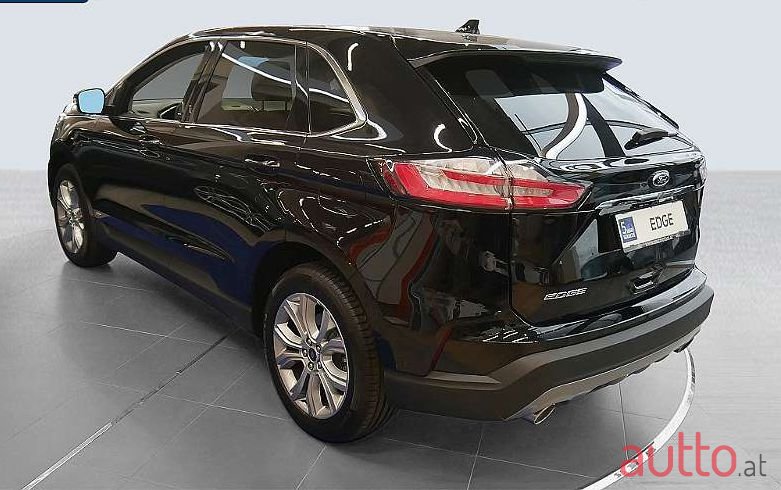 2019' Ford Edge photo #1