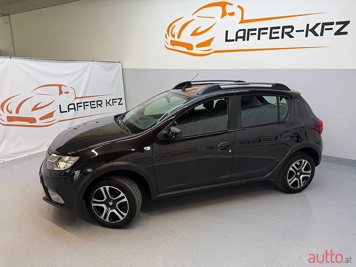 2021' Dacia Sandero photo #2