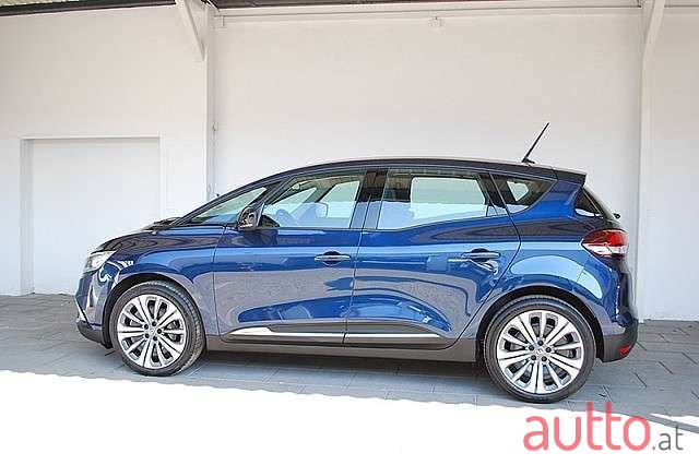 2022' Renault Scenic photo #4