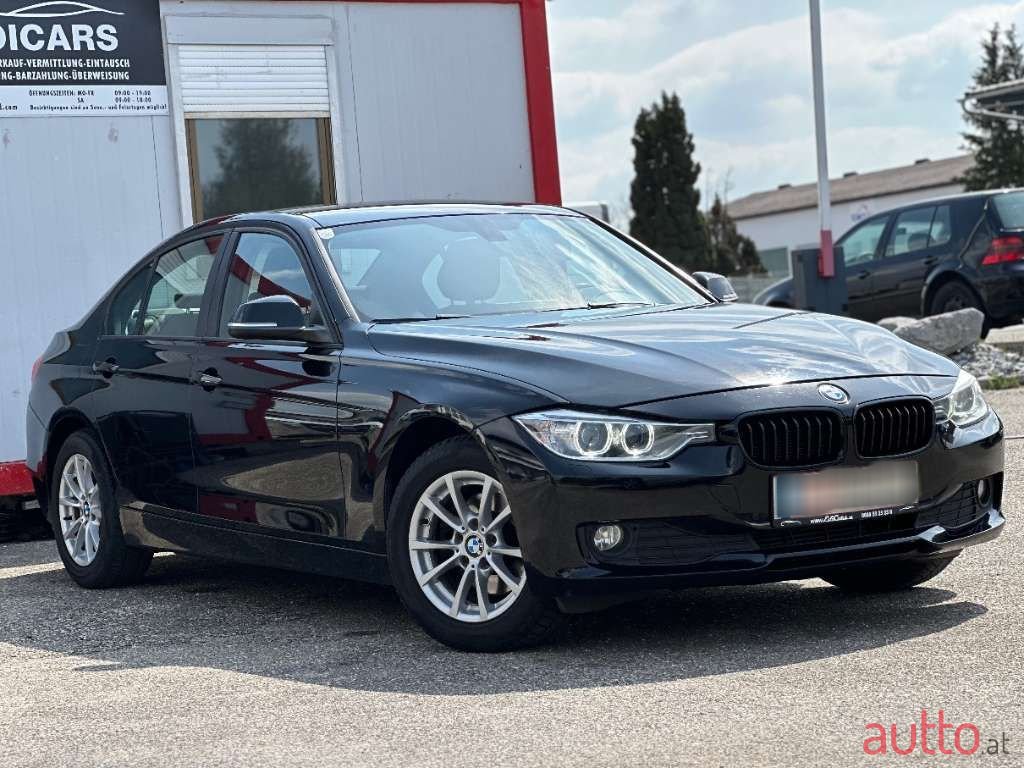 2012' BMW 3Er-Reihe photo #4