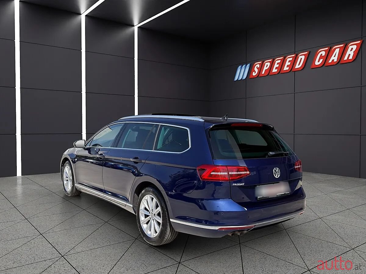 2019' Volkswagen Passat photo #5
