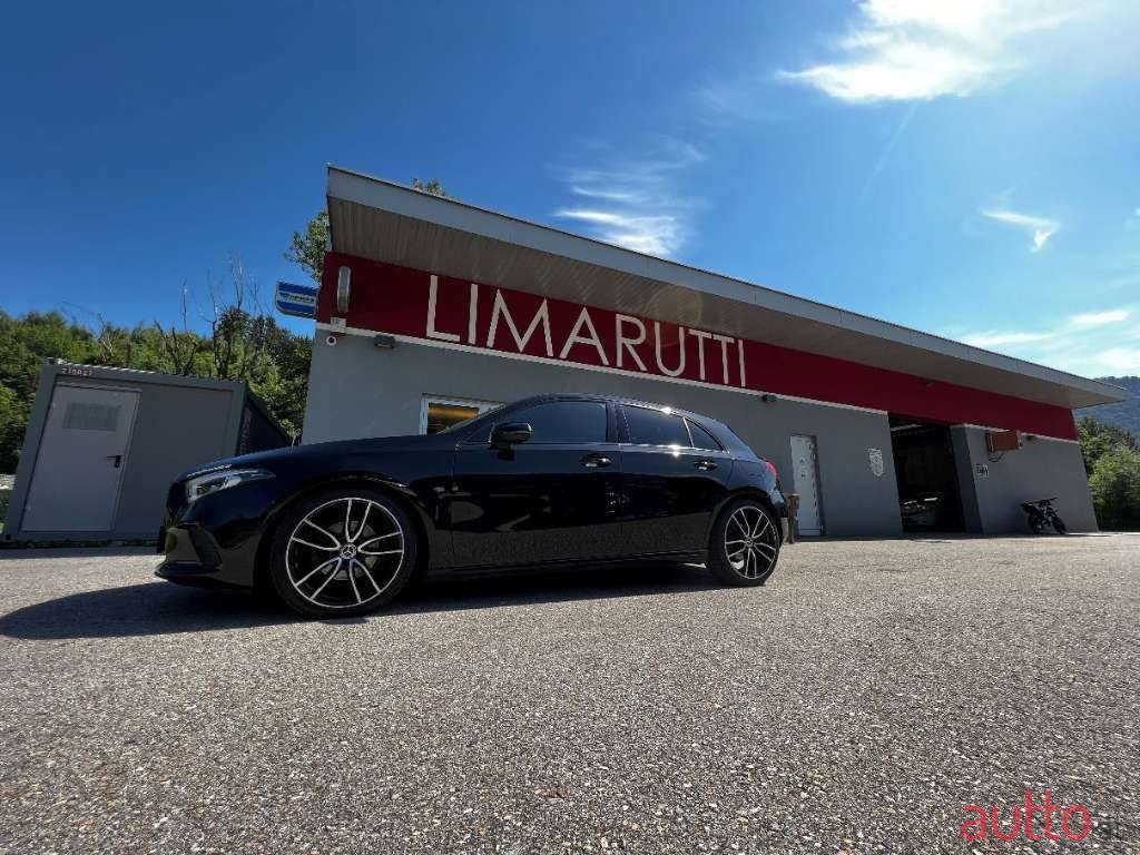 2019' Mercedes-Benz A-Klasse photo #2