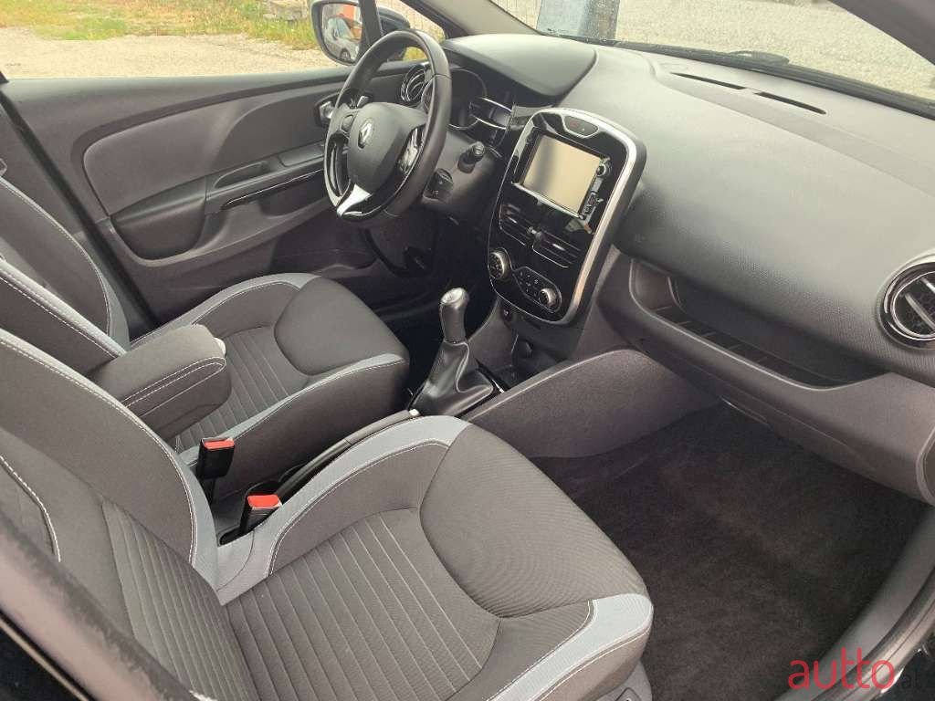 2016' Renault Clio photo #5