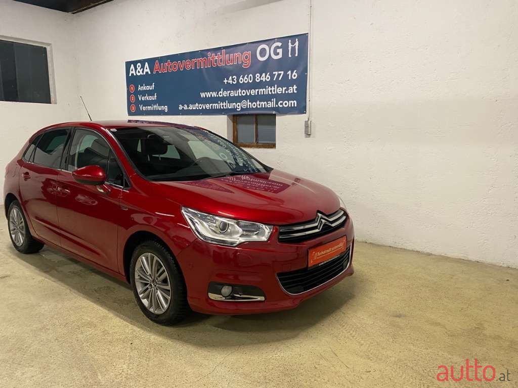 2012' Citroen C4 photo #1