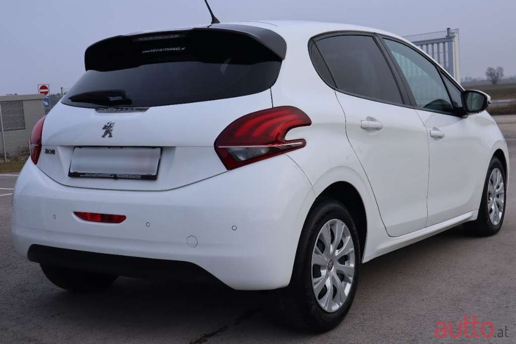 2018' Peugeot 208 photo #4