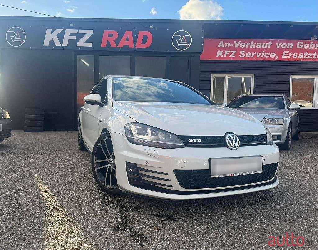 2014' Volkswagen Golf photo #2