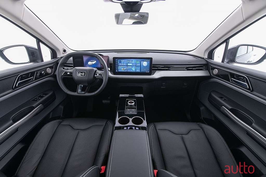 2021' Aiways U5 photo #4