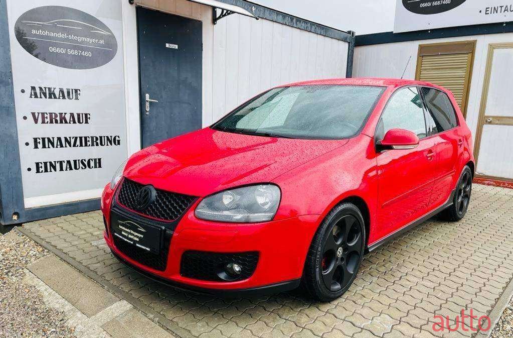 2007' Volkswagen Golf photo #1