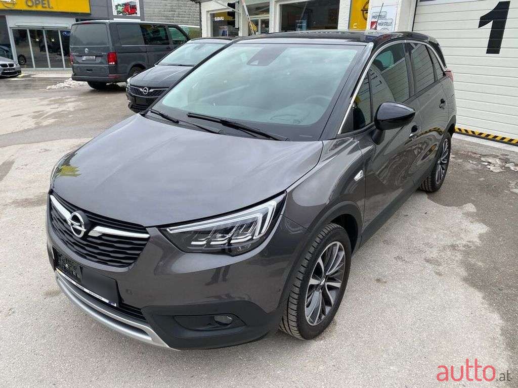 2020' Opel Crossland photo #1