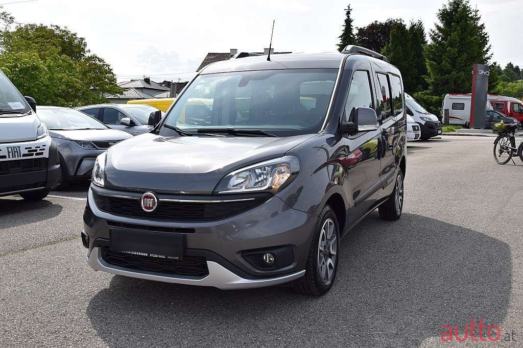 2022' Fiat Doblo photo #1