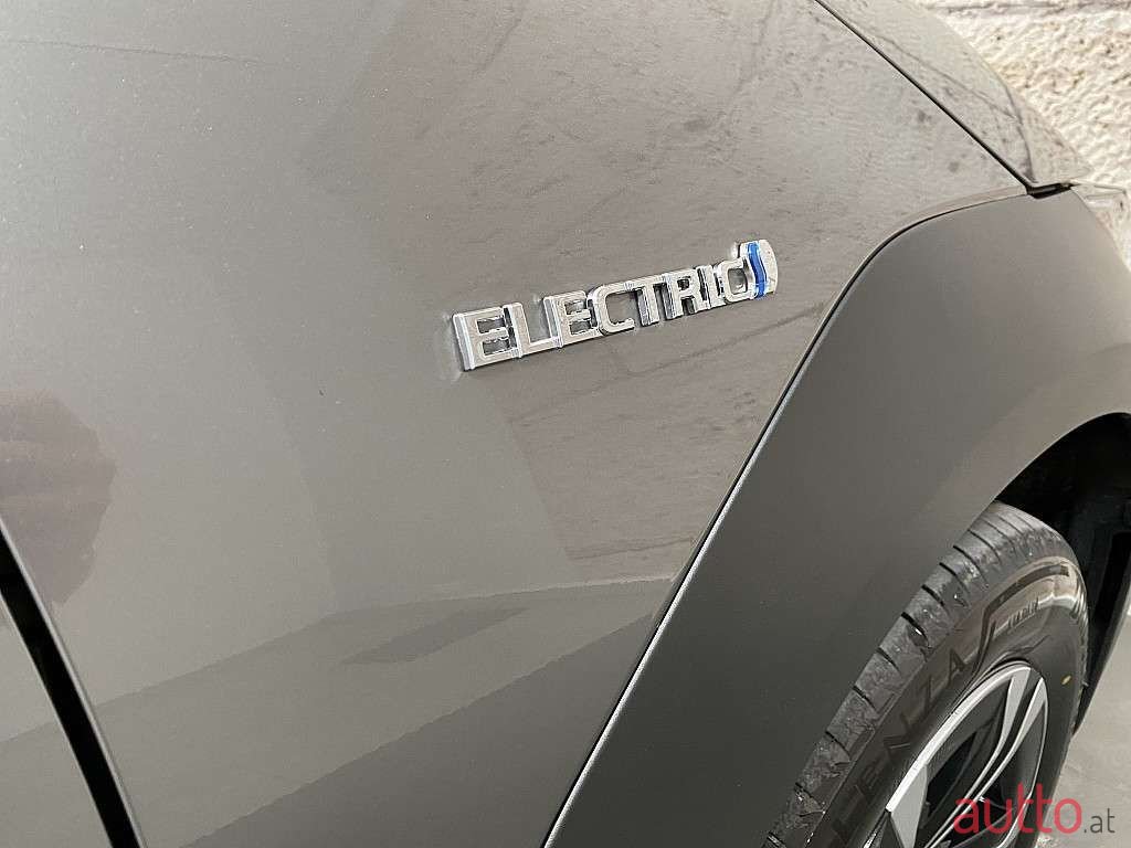 2023' Toyota bZ4X photo #5