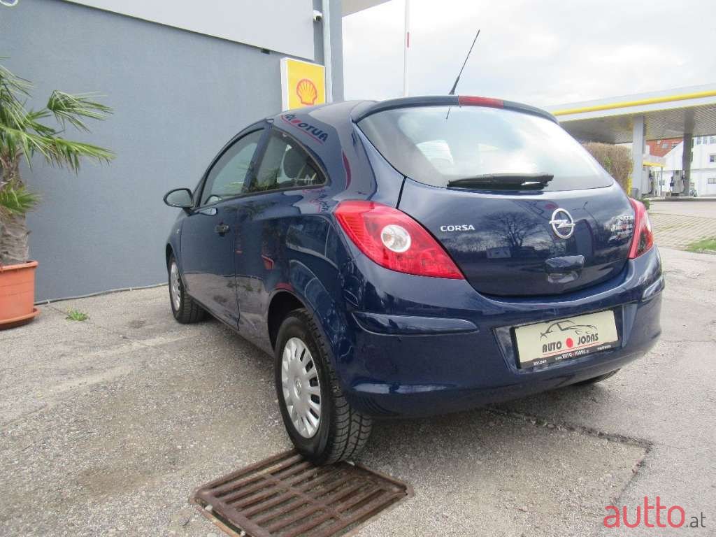 2014' Opel Corsa photo #4