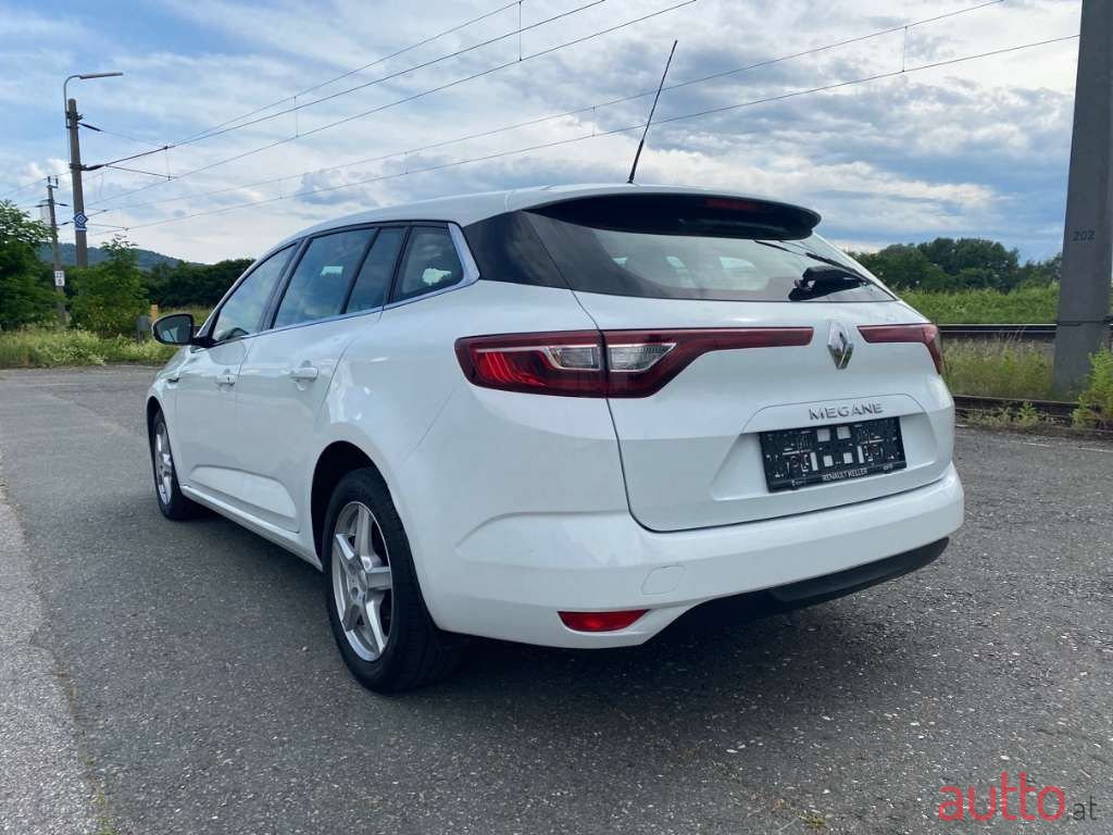 2017' Renault Megane photo #6