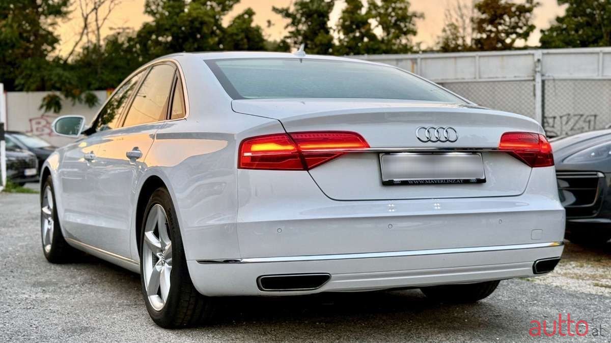 2016' Audi A8 photo #5