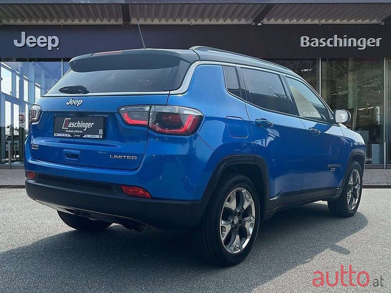 2019' Jeep Compass photo #2