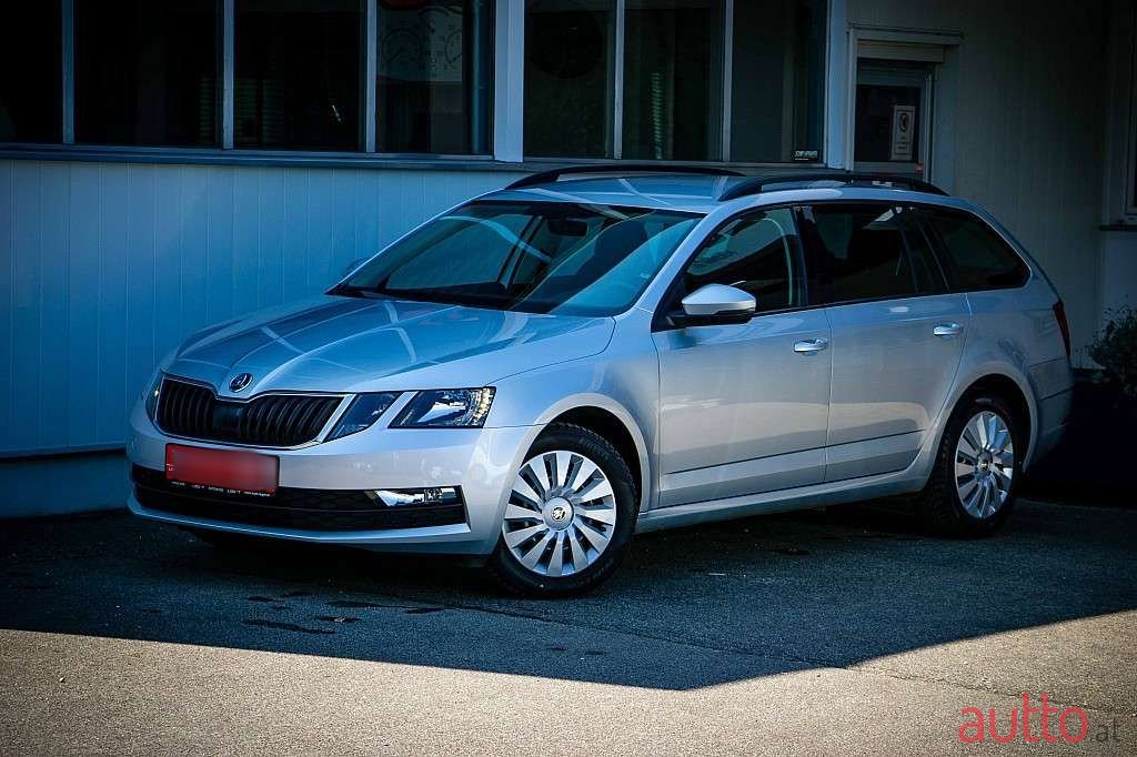 2018' Skoda Octavia photo #3