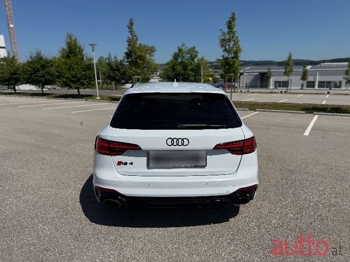 2019' Audi A4 photo #5