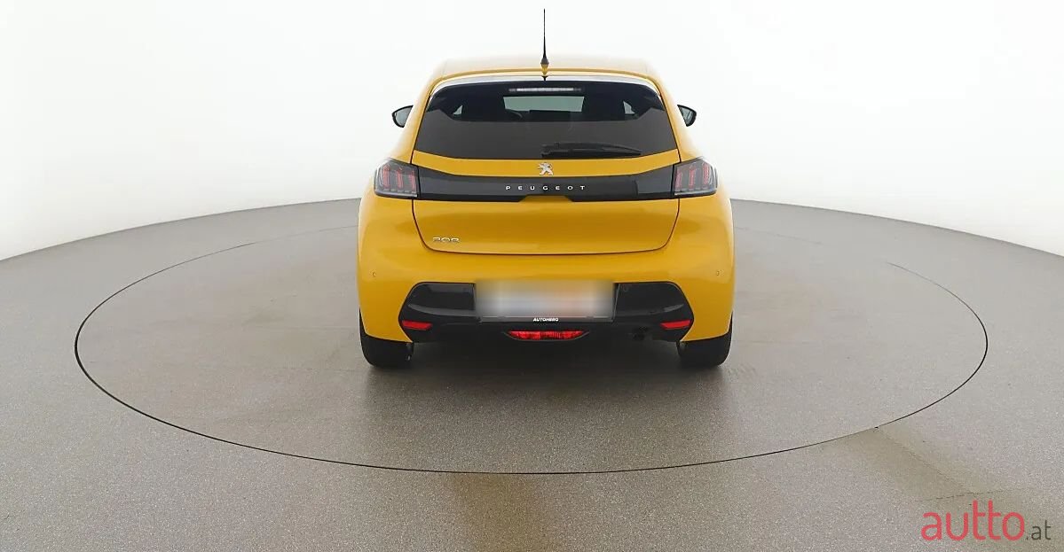 2022' Peugeot 208 photo #4